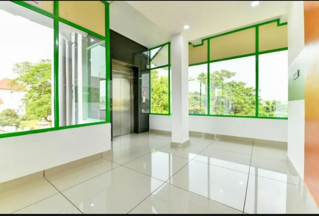 Green Line Residency ネドゥムバセリー 0*,